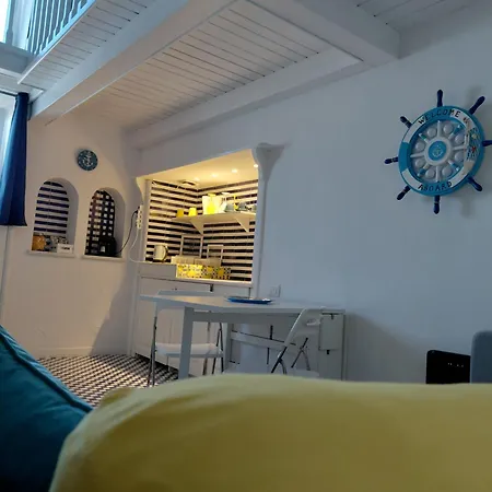 Auroratime לינה וארוחת בוקר *